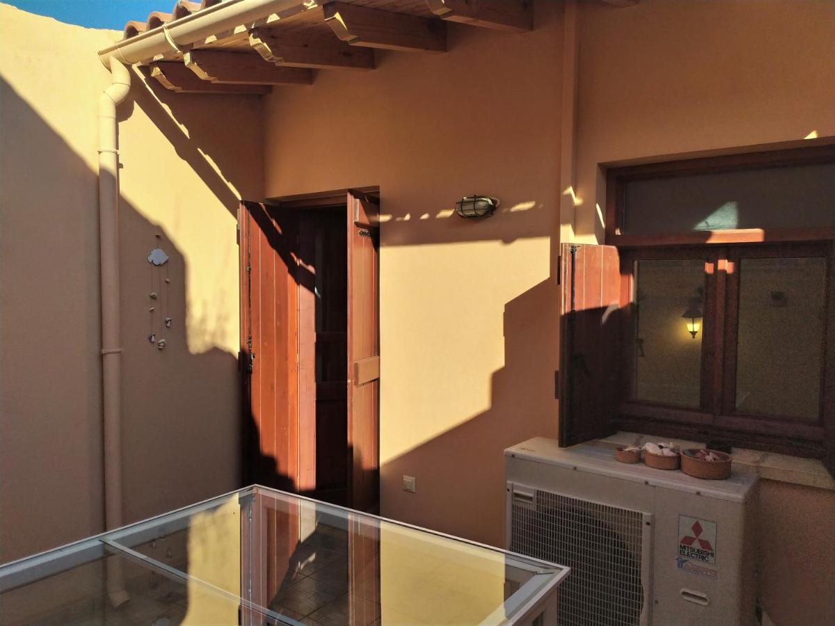 فيلا Odyssey House خانيا المظهر الخارجي الصورة